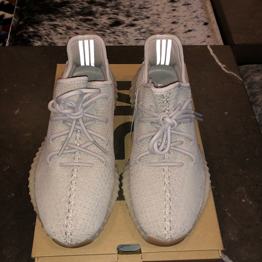 *SOLD* Yeezy Boost 350 | color: Sesame